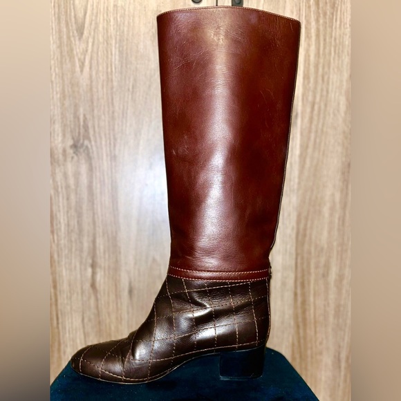 Brown leather Chanel boots size 41 (US10) - Picture 3 of 6